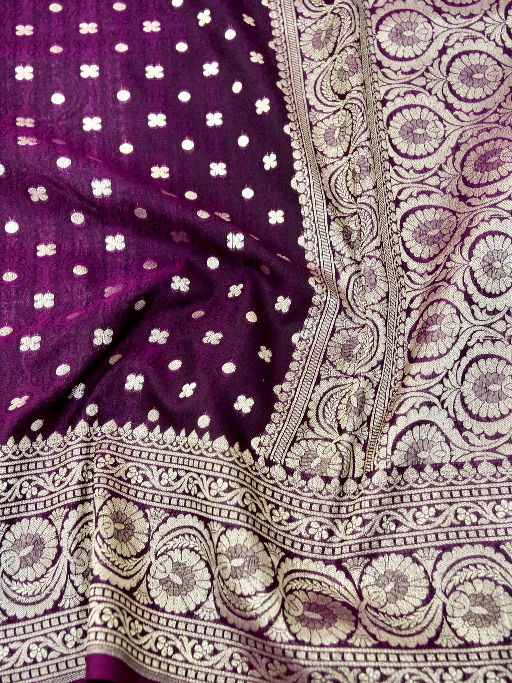 Uppada Silk Saree - Vine