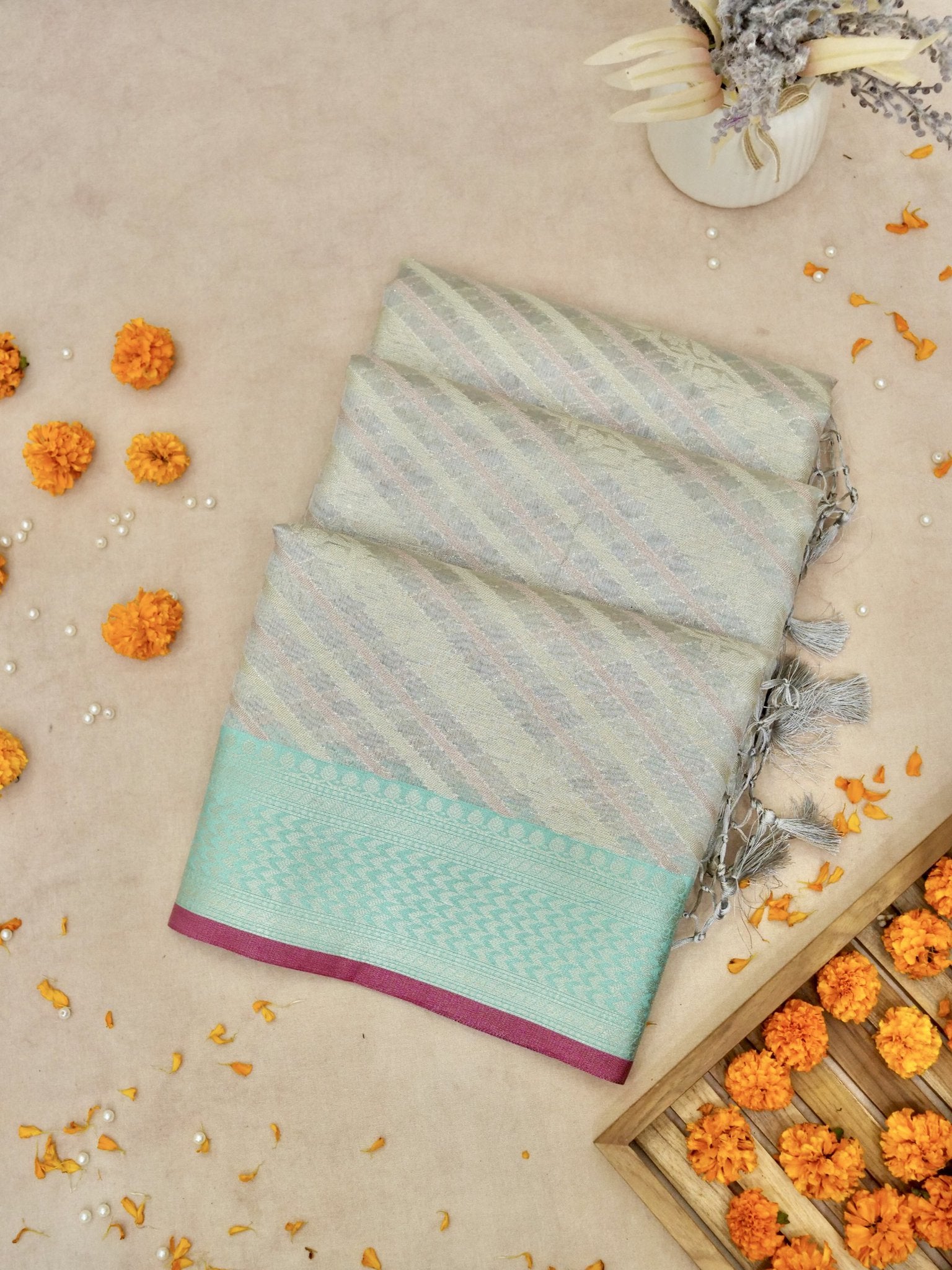 Tissue silk